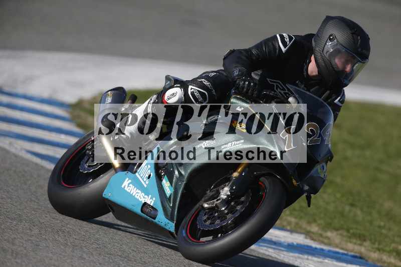 /Archiv-2024/02 29.01.-02.02.2024 Moto Center Thun Jerez/Gruppe gruen-green/124